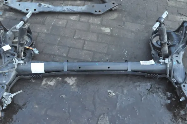 Peugeot Rifter Hinterachsträger OEM 422192 image 3