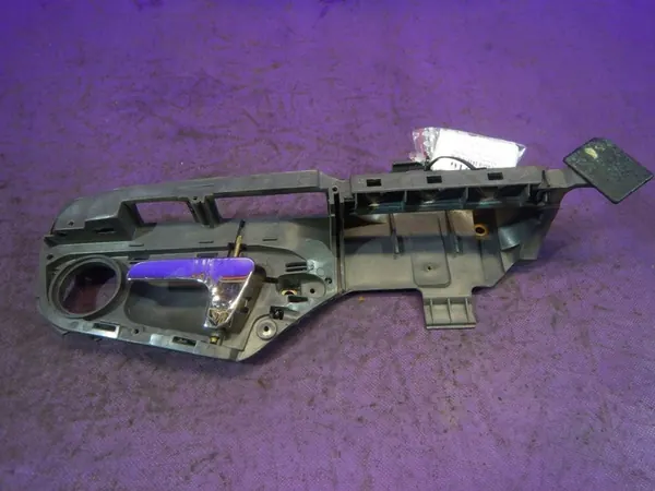 SEAT IBIZA II 6K 96-02 Sisäkahva Vasen Edessä 6K0837113A image 2