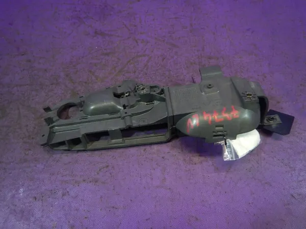 SEAT IBIZA II 6K 96-02 Sisäkahva Vasen Edessä 6K0837113A image 3