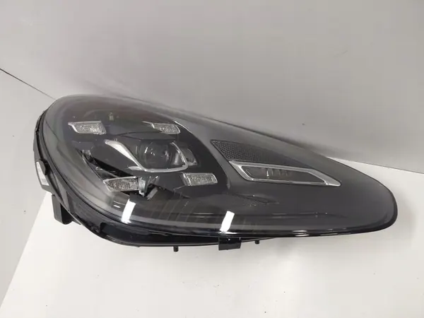 Porsche Cayenne 7P Lift Full Led Farol Direito image 7