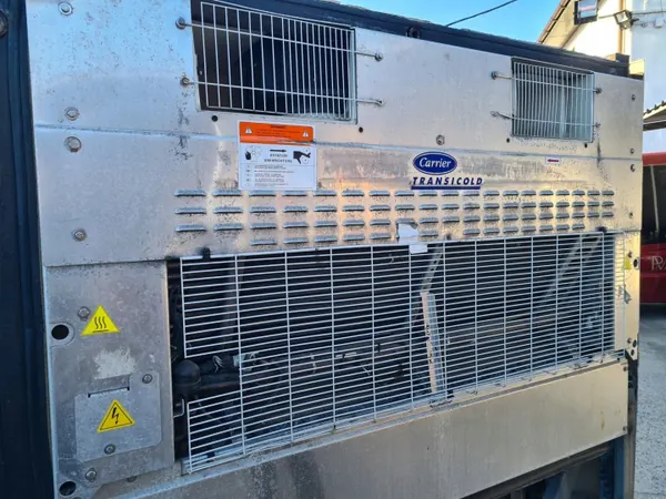 Unidade de refrigeração Carrier Vector 1550 - Usada image 8