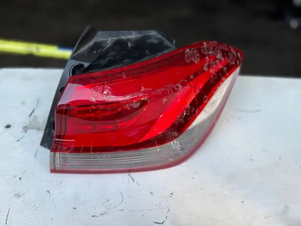 Luz trasera derecha Hyundai i30 III 17-24 HB LED image 2