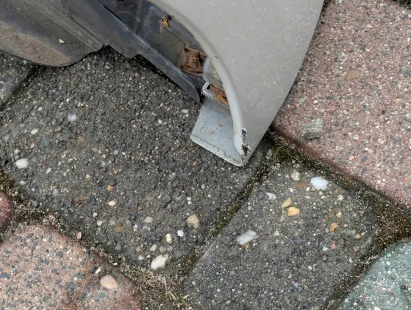 BMW F20 Framstötfångare OEM AJC255 - Begagnad image 6