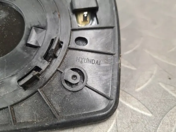 Verre de rétroviseur droit OEM pour Hyundai i10 III image 4