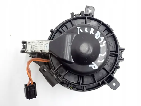 Lämmityspuhallin OEM 2Q1820021A VW T-Crossille image 3