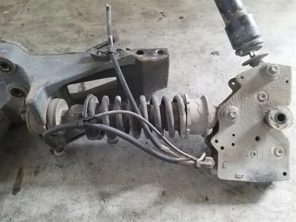 DAF CF 2007 takaohjaamon lukkokiinnike OEM 111/WSP image 6