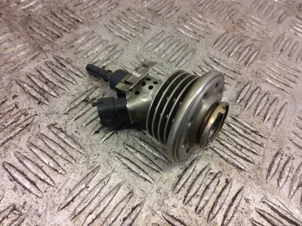 AdBlue-injector OEM 3C0131113C voor Audi Q5 2011 image 2