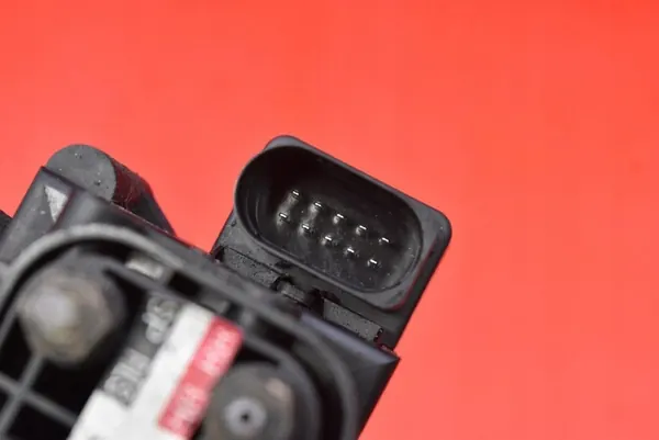 Distributeur de suspension AIRMATIC Mercedes R-Class W251 05-10 A2513200058 image 7