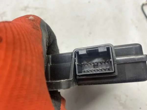 Module sans clé OEM 68217818AE pour Chrysler Pacifica image 6