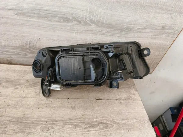 Linkes Scheinwerfer Audi A6 C6 04-08 BI-XENON Komplett image 2