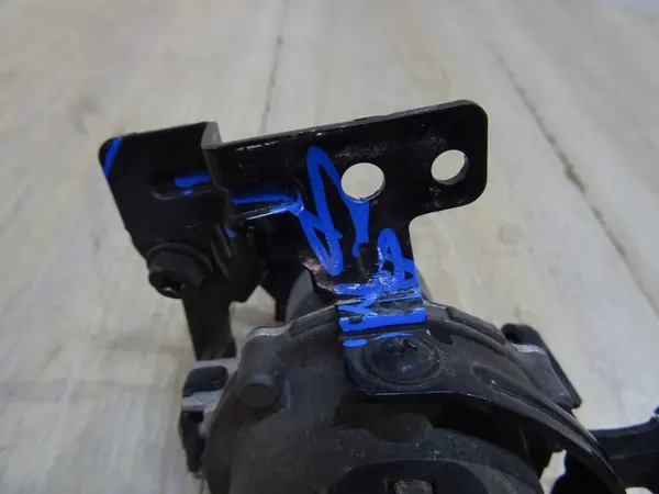 KIA SPORTAGE IV Faro Antiniebla Derecho 92202F1000 LLU image 3