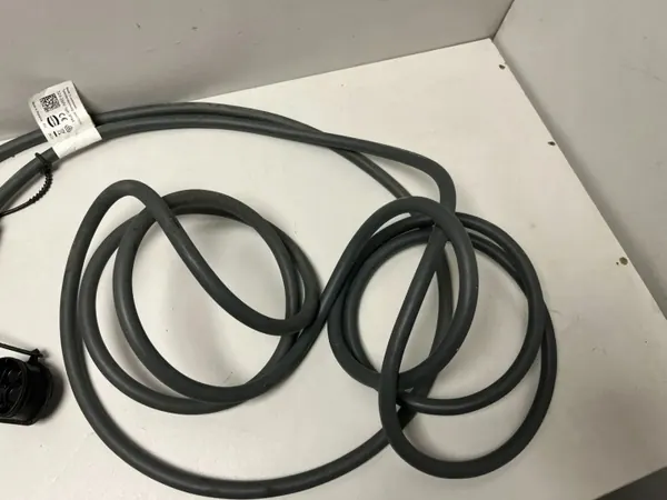 Cable carga batería BMW X1 (F48) 7926285 image 3