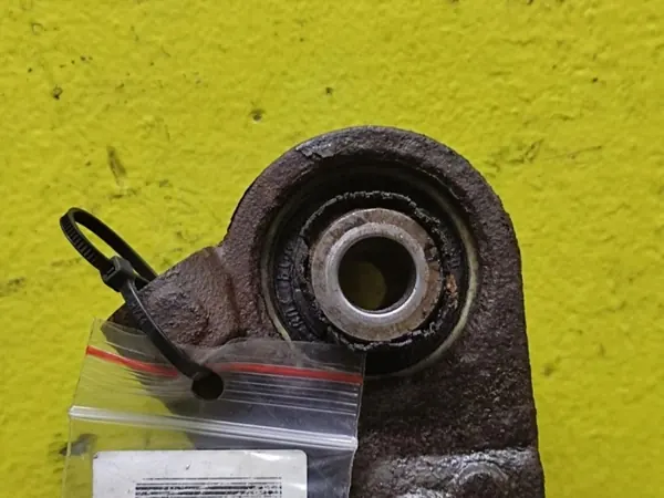 Citroen C5 III Hydro-Stoßdämpfer Links Hinten OEM 9688226480 image 3