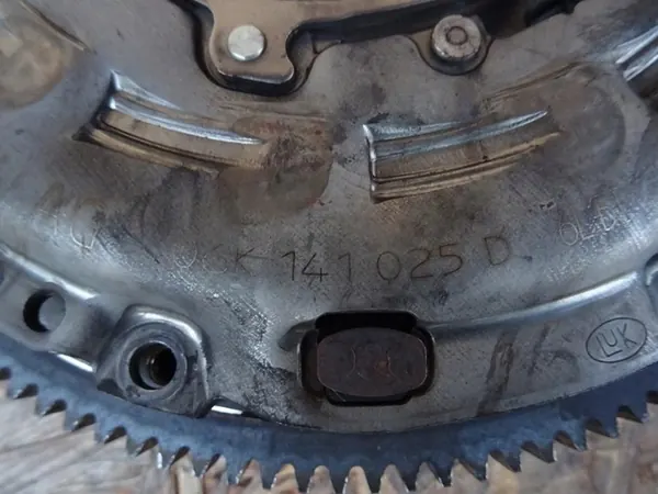 Conjunto de embreagem completo AUDI TT 8S 1.8 TFSI OEM 06J105266AT image 4