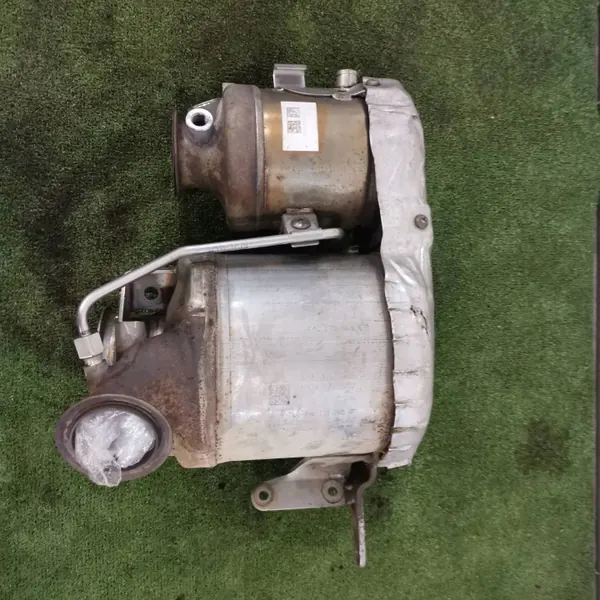 OEM 04L131765AF Katalysator DPF Gebruikt image 2
