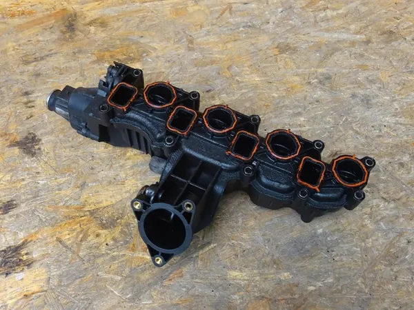 AUDI A3 8P 1.6 TDI Coletor de Admissão Atuador 03L129086A image 8