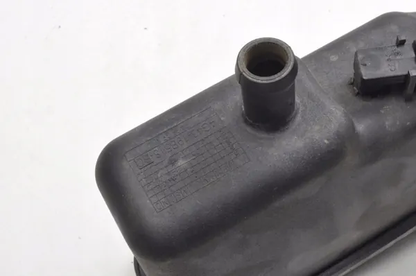 Aston Martin säiliötiiviste OEM 4G43-19B518-BC image 5
