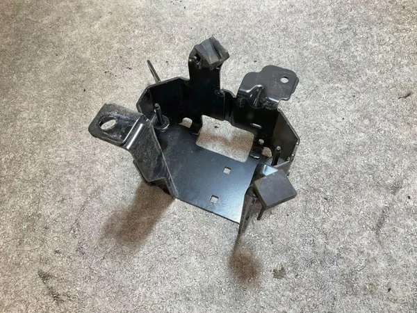 Peça compartimento motor OEM 49333 para CITROËN C4 III image 3