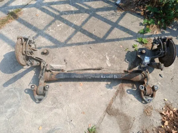 Kit Viga Suspensión Trasera OEM Wrakowisko-14757- image 2