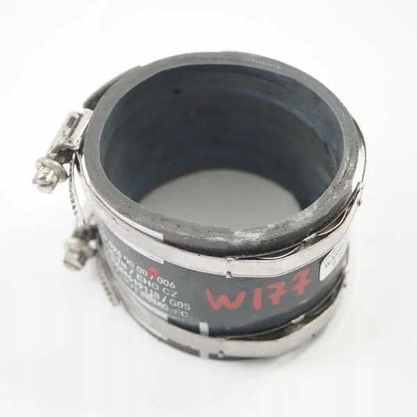 Mercedes W177 M260 Intercooler Luftschlauch A2600940000 image 4