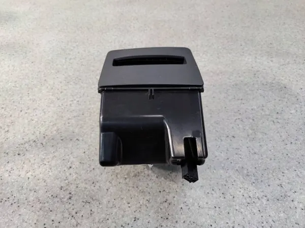 Cendrier Arrière OEM 3V086328425 pour Skoda Superb III image 4