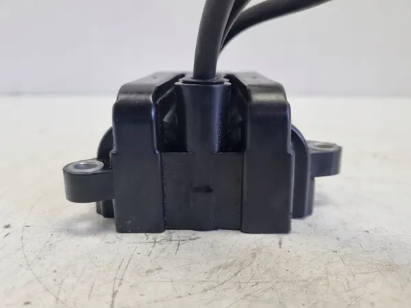 Bobina de encendido Renault Clio II 1.2 16V OE H8200051128 image 5