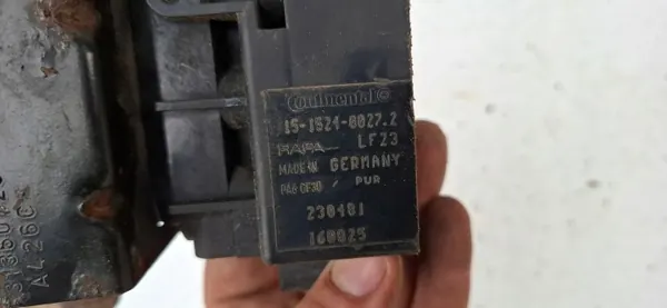 Volvo 31360723 Verdeelklep Compressor Ophanging image 7