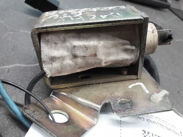 OEM 60621243 Actuador Techo Alfa Romeo Spider GT image 5