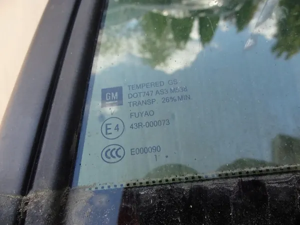 Vedação de janela traseira esquerda Opel Insignia B image 4