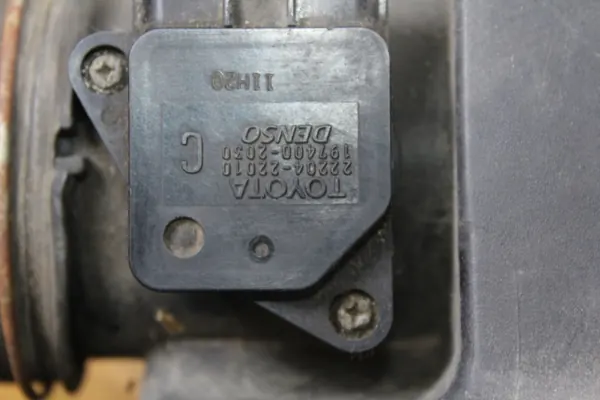 OEM Luchtfilterhuis Toyota Celica 1.8 1ZZ image 3