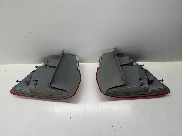 Jeep Grand Cherokee WK2 Lámpara trasera izquierda image 3