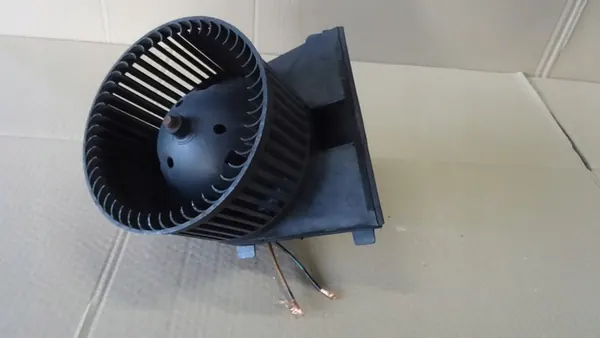 PASSAT B5 Ventilador de Aquecimento 8D1819021B image 5