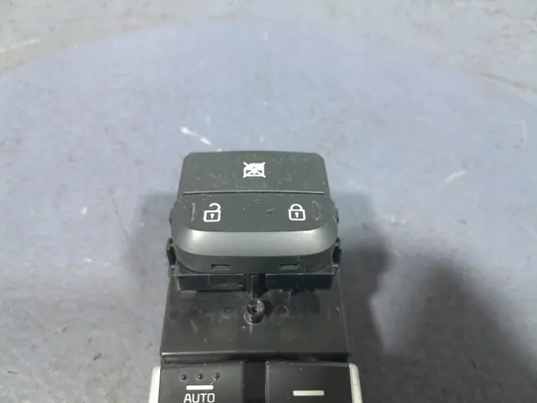 KIA SPORTAGE IV LIFT Raam Schakelaar Voor Links 93570-F1200 image 3