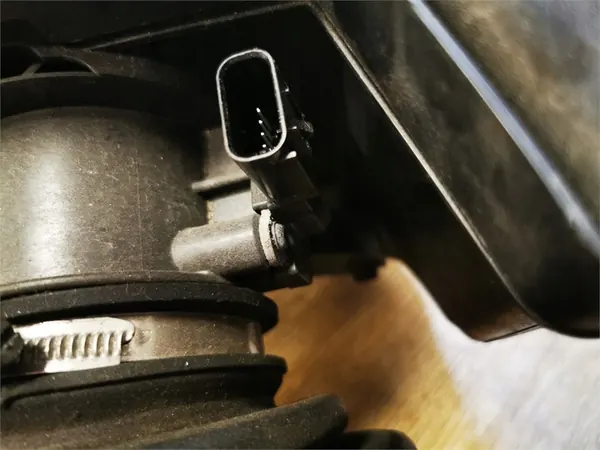 Ilmansuodattimen kotelo Ford Focus MK3 C-Max MK2 10-14 image 3