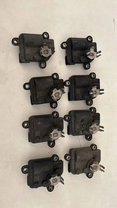 Soupape d'échappement Audi TT TTS RS Mk3 8S0133246D image 3
