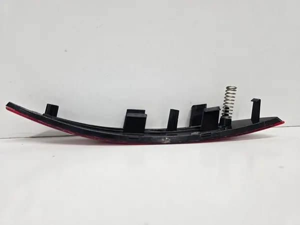 AUDI A5 S-LINE Takapuskuriheijastin Oikea 8W6945106B image 2