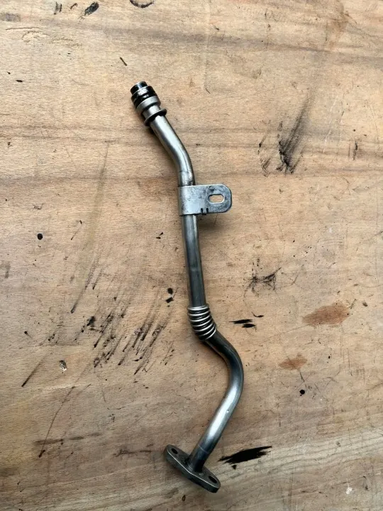 Conducto de aceite turbo OEM 151989505R Renault Master III image 3
