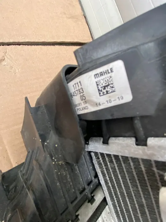 Conjunto de Radiador y Ventilador BMW X1 F48 X2 F39 MINI 7617609 8645783 image 6