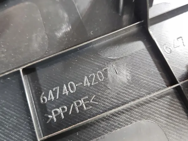OEM 64740-42072 Vänster Bakluckefoder Toyota RAV4 IV image 8
