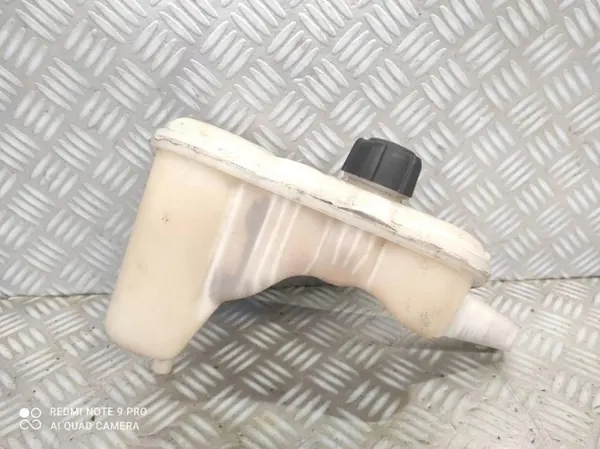 Nissan OE 21710-1KK0A Uitzettingsvat Gebruikt image 5