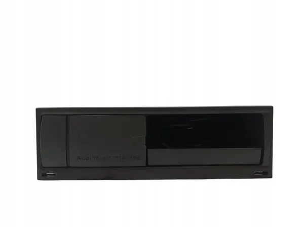 AUDI A3 II Interface Module 8P0035785 image 1