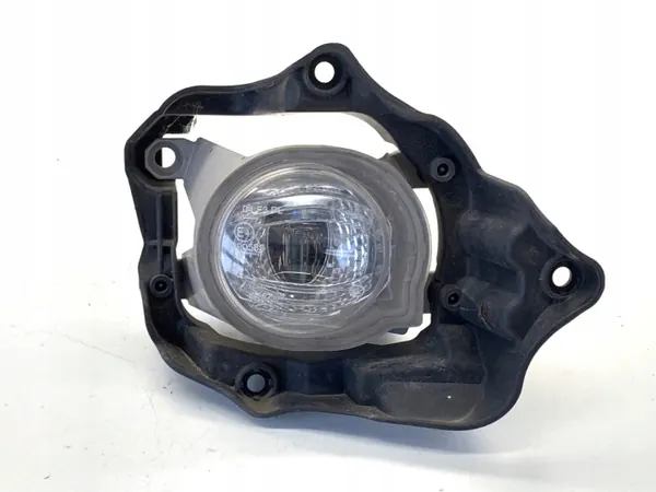 Phare avant droit Halogène Toyota Yaris IV OEM LORK-1829-141661 image 2