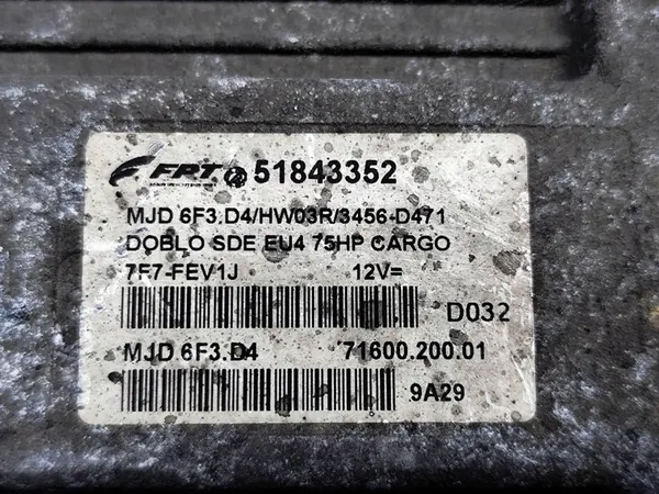 Unité de contrôle moteur Fiat Doblo 1.3 MJD ECU 7F7TEV1J image 4