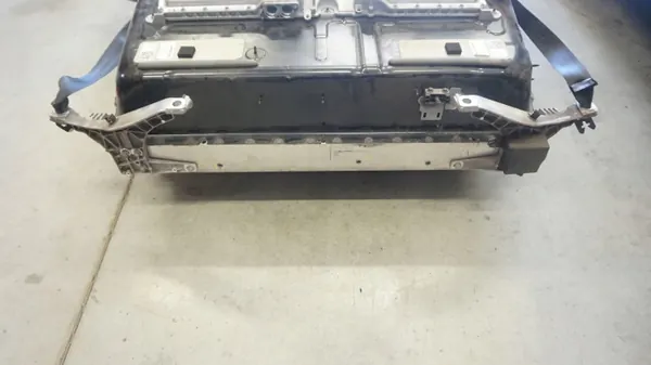 Volvo OEM 32361092 Batteri 78 Ah Begagnad Vänster + image 6