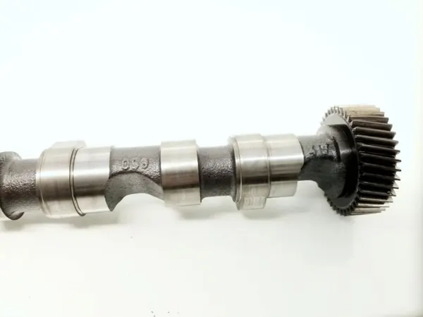 Audi A6 C5 Arbre à cames OEM 02059417 - Occasion image 3