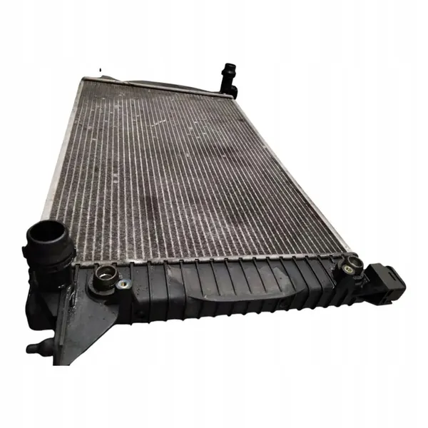 Audi OE 8E0121251Q Radiador de motor image 2