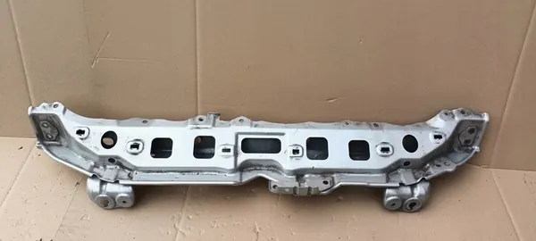 Reforço de Para-choque Dianteiro Toyota Yaris II 06-09 image 2