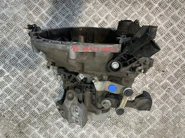 Caja de cambios Citroen C3 III 1.2 THP 18R 20A704 image 2