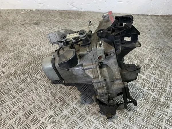 Caja de cambios Citroen C3 III 1.2 THP 18R 20A704 image 3