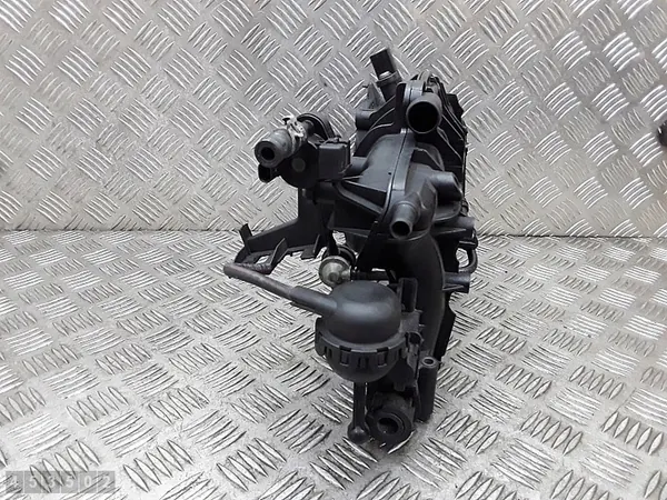 Coletor de admissão Audi A4 B8 2.0TFSI image 2